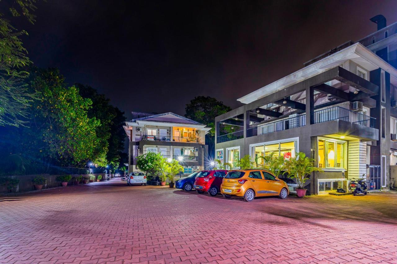 4Bhk Sparkling Apartment Near Beach Pool & Bar 2Bhkx2 Vagator Exterior photo