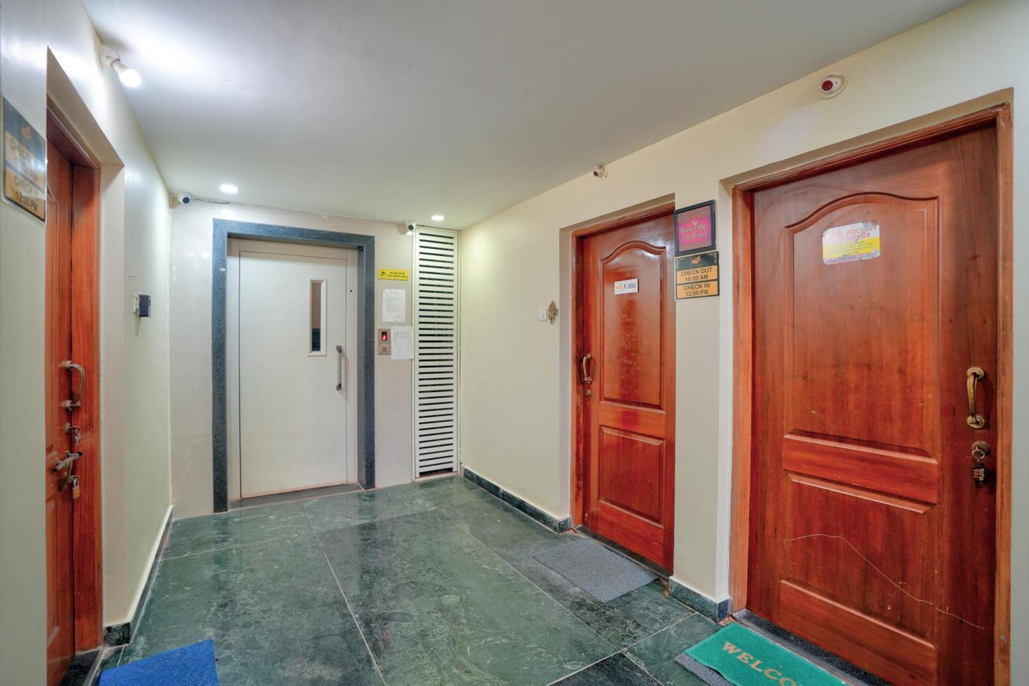 4Bhk Sparkling Apartment Near Beach Pool & Bar 2Bhkx2 Vagator Exterior photo