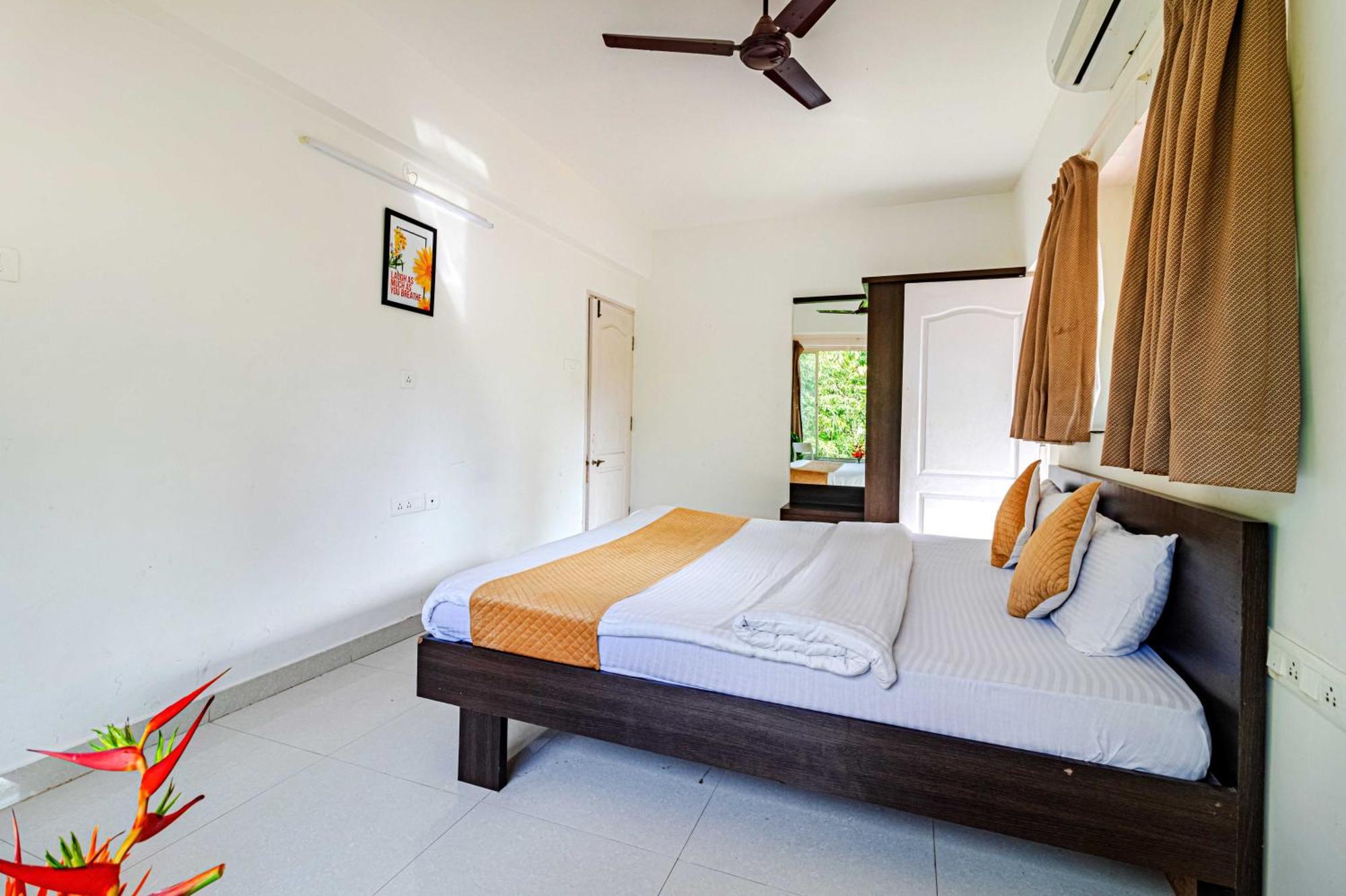4Bhk Sparkling Apartment Near Beach Pool & Bar 2Bhkx2 Vagator Exterior photo