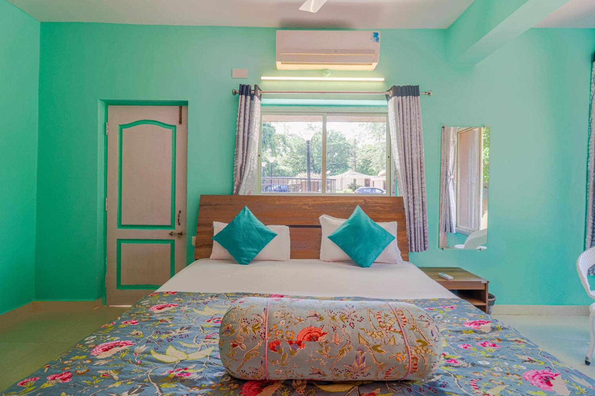 4Bhk Sparkling Apartment Near Beach Pool & Bar 2Bhkx2 Vagator Room photo